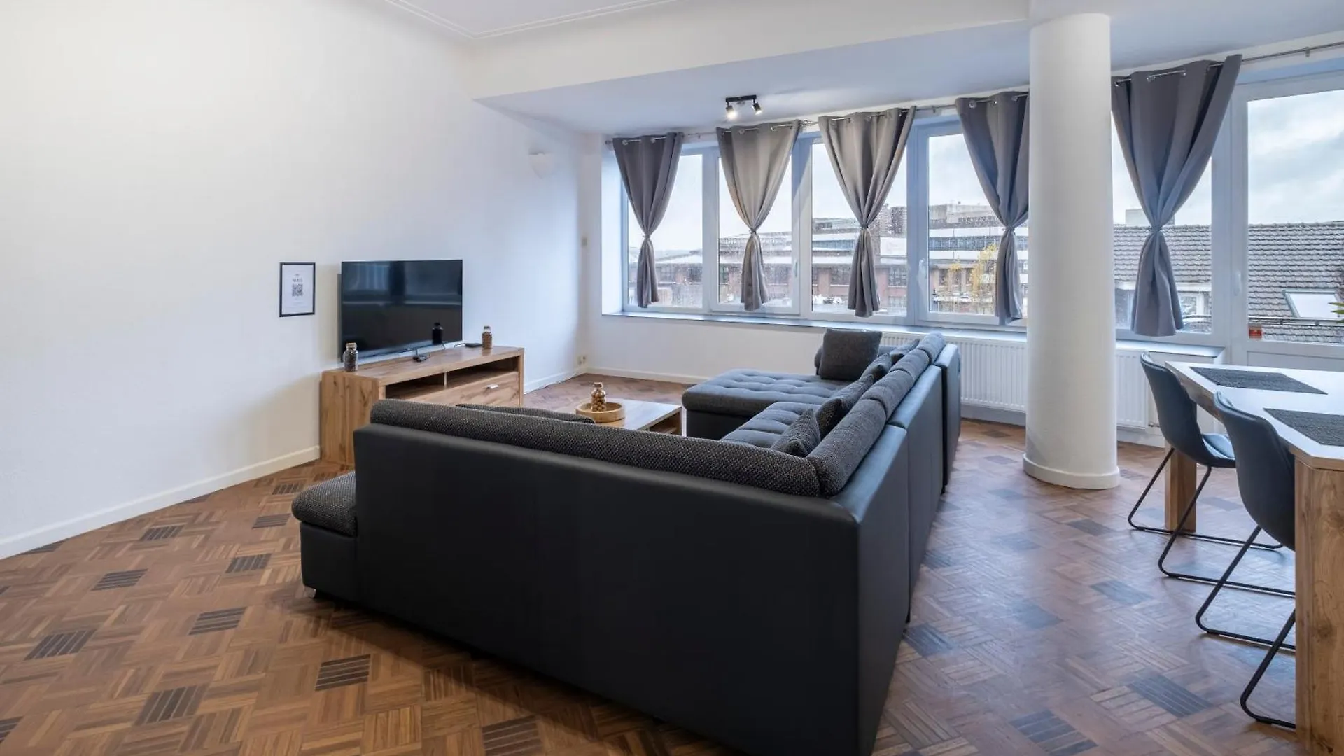 Nomad Apartments - Henin Charleroi 0*,